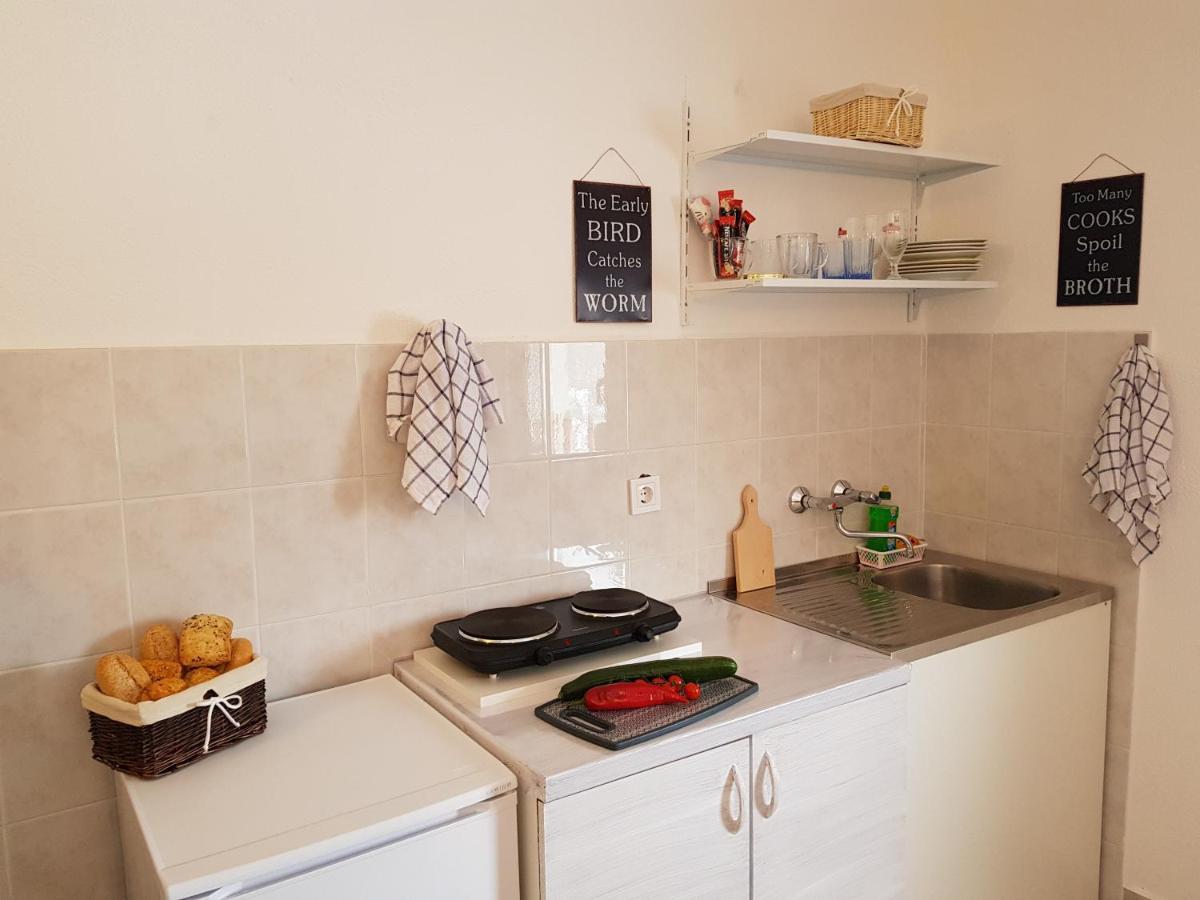 Casa Nostra II Lägenhet Funtana Exteriör bild