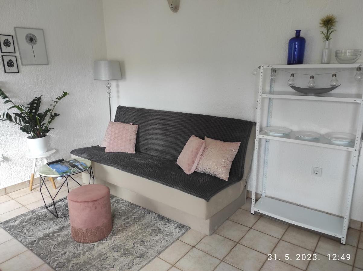 Casa Nostra II Lägenhet Funtana Exteriör bild